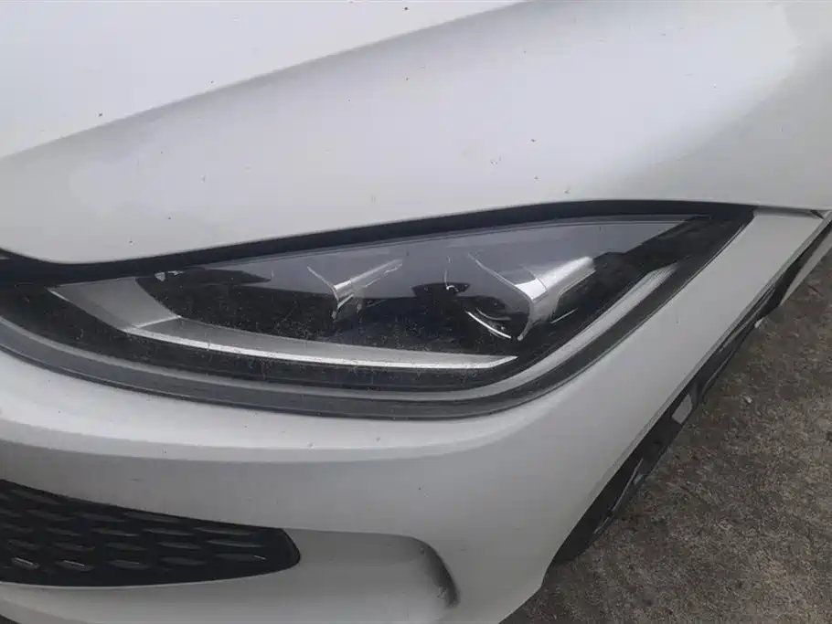 Lamando Lamando L 280 TSI DSG Spicy Cool