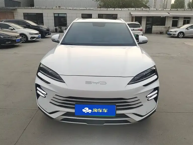 BYD Song PLUS NEV Champion DM-i 110 KM Flagship
