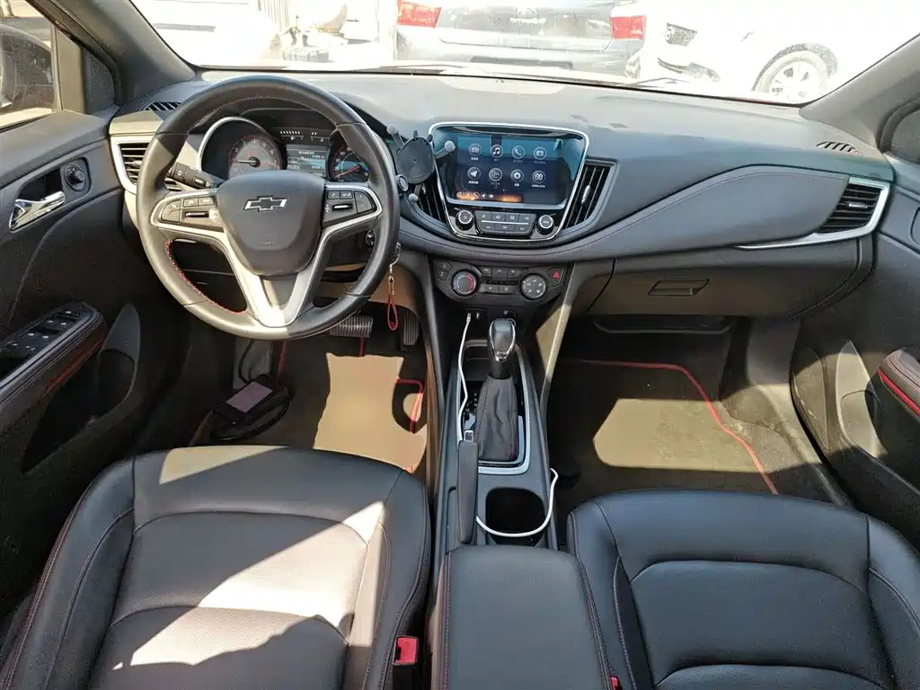 Monza Mild Hybrid RS 330 T Auto Smooth