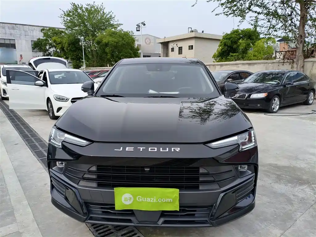 Jetour Dasheng 1.5 T DCT Supreme Premium