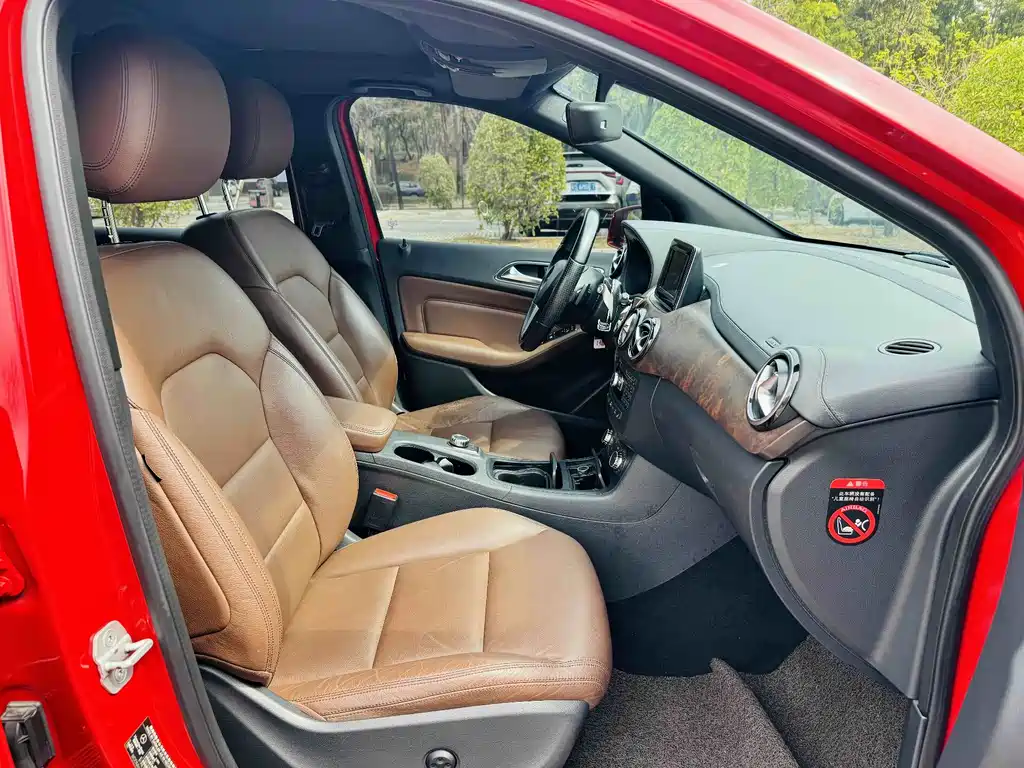 Mercedes-Benz B-Class B 200