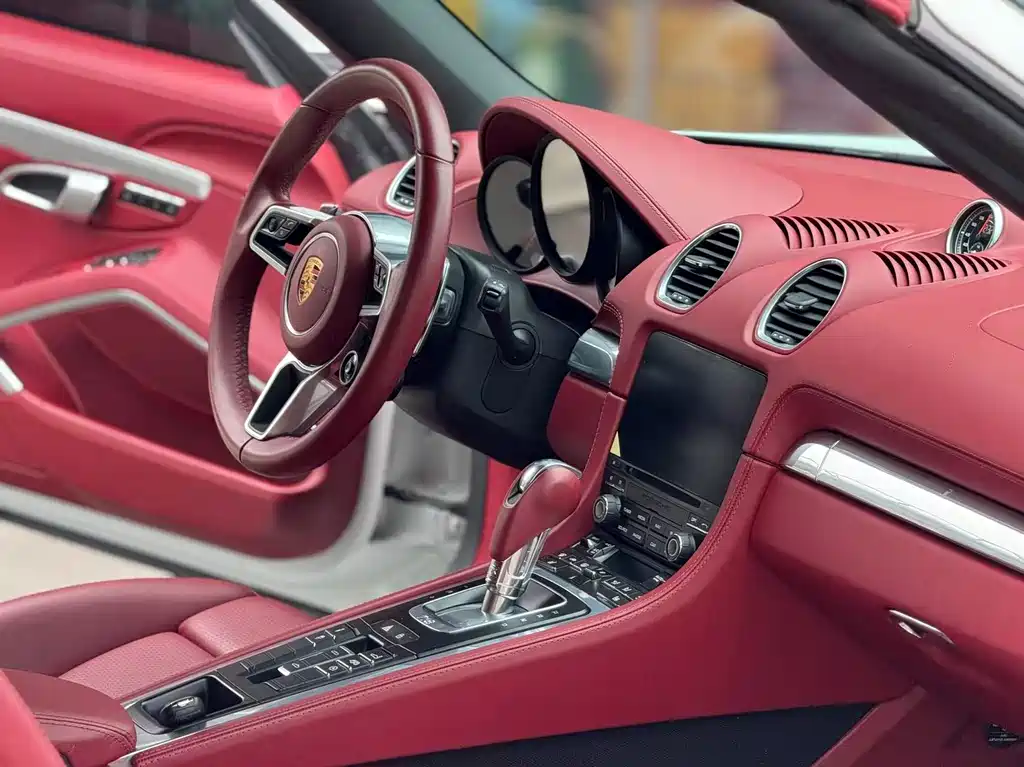 Porsche 718 Boxster 2.0 T