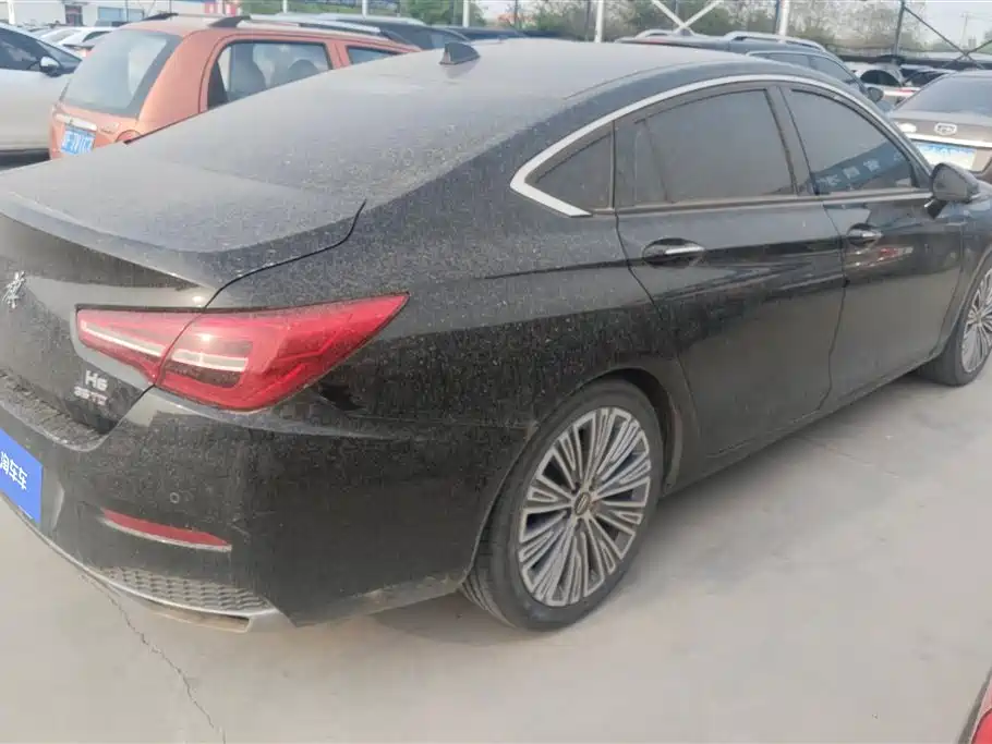 Hongqi H5 Classic Facelift 1.8 T Auto Connected Flagship Charm