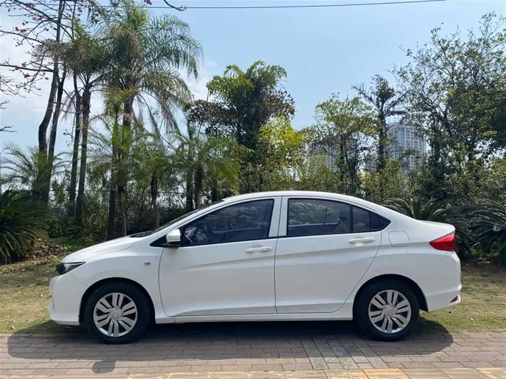 City 1.5 L CVT Comfort
