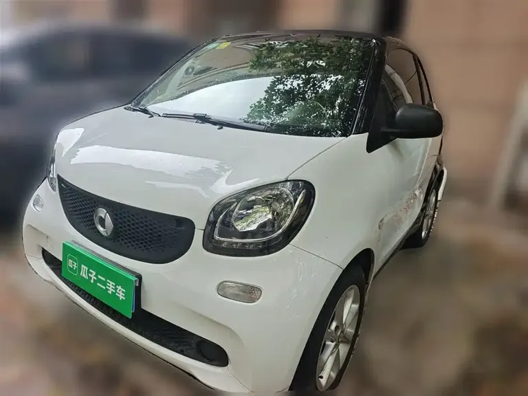 smart fortwo 1.0 L 52 kW Hardtop Agile