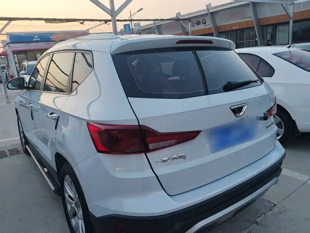 Jetta VS5 280 TSI Auto Joy