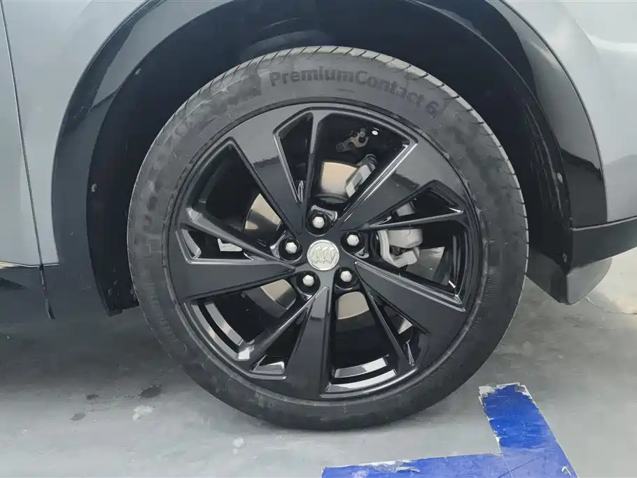 Envision S 昂科威S 2020款 昂科威S 652 T 两驱限量S运动版