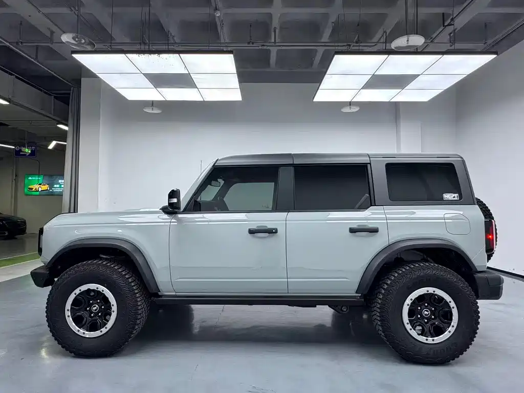 Ford Bronco 2.3 T Badlands