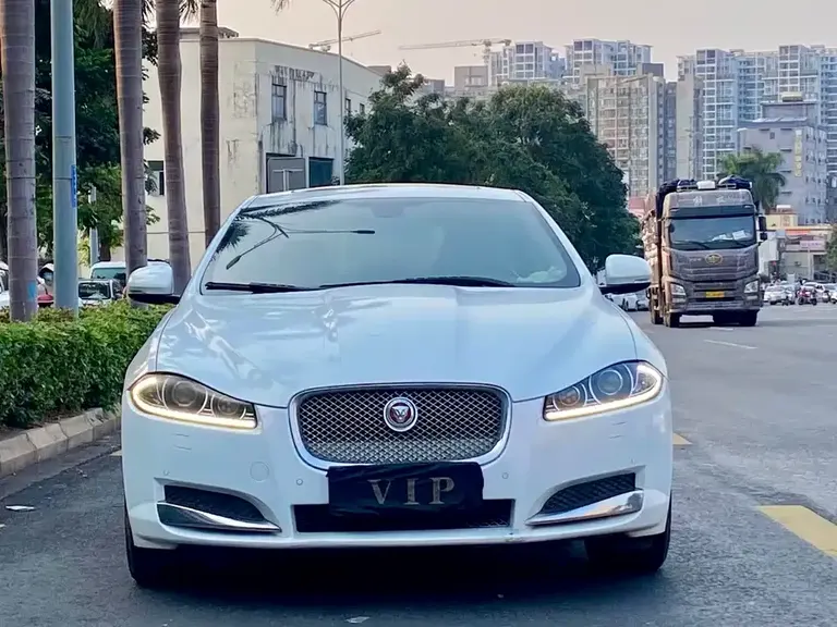 Jaguar XF XF 2.0 T Elegance