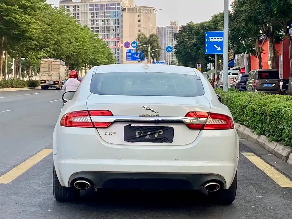 Jaguar XF XF 2.0 T Elegance