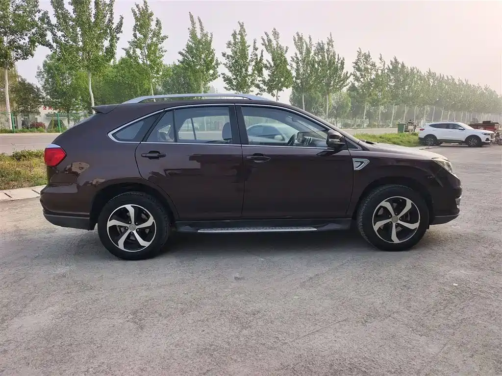 BYD S7 2.0 T Upgraded Auto Distinguished