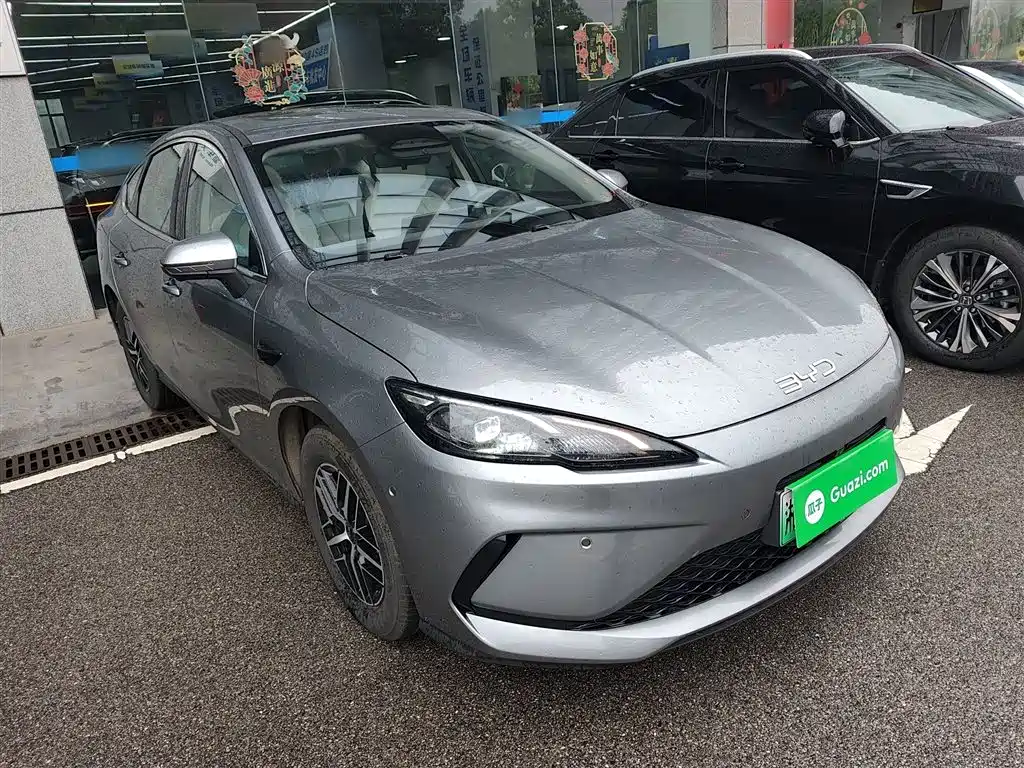 Seal 05 DM-i DM-i Smart Drive 120 KM Flagship