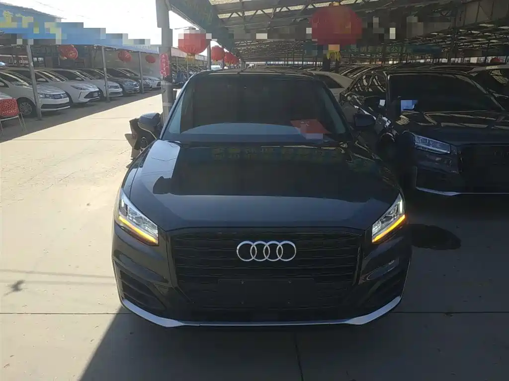 Audi Q2 L 35 TFSI Launch Exclusive CN-V