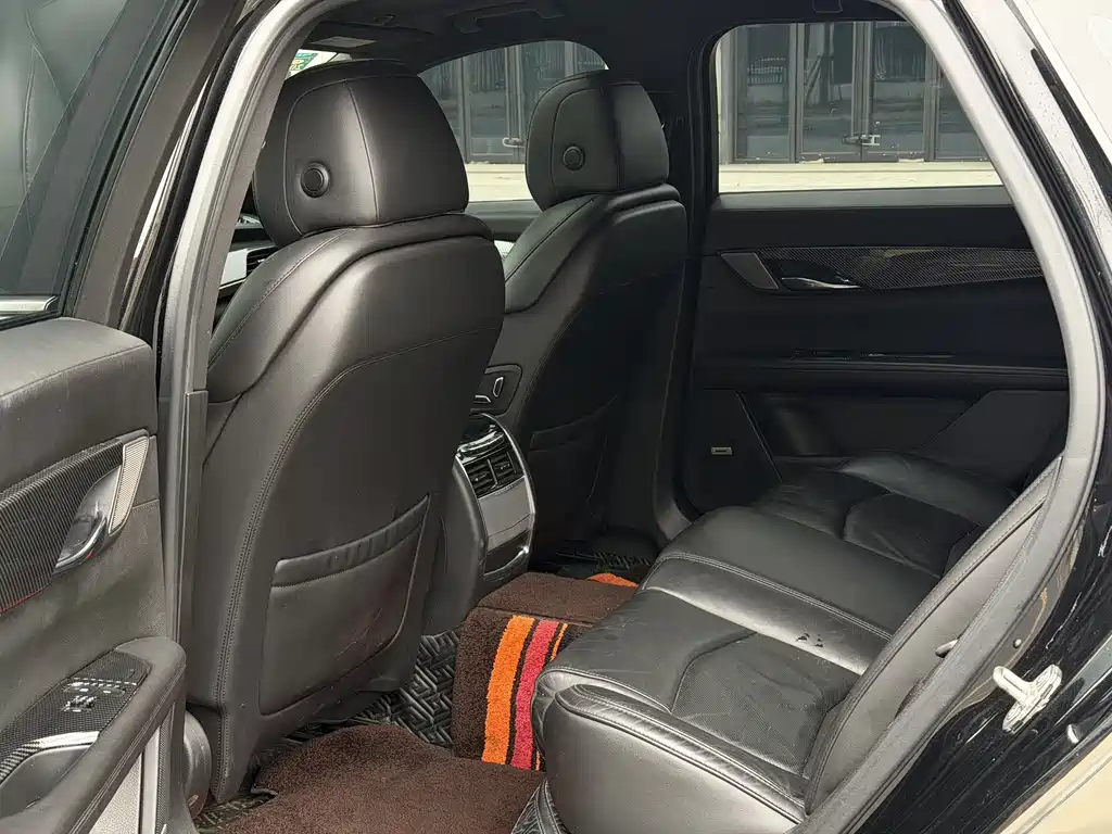Cadillac XT6 28 T 6-seat Luxury