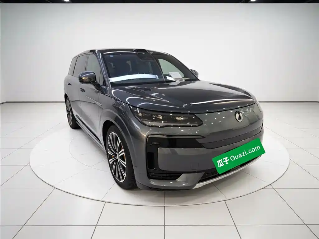 Denza N9 Flagship