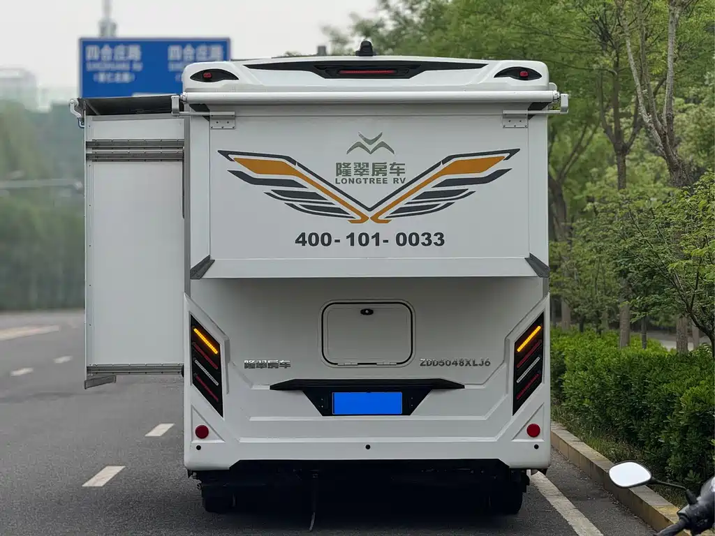 IVECO Daily 依维柯欧胜隆翠6号双拓展房车 2025款 3.0 L 自动