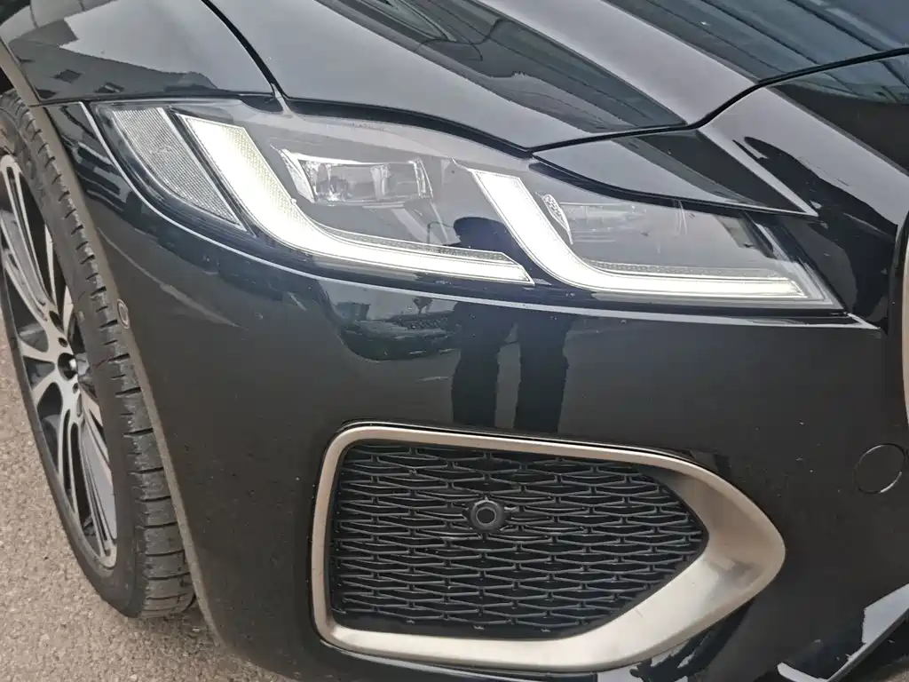 Jaguar XFL 2.0 T P250 2 WD Premium Luxury