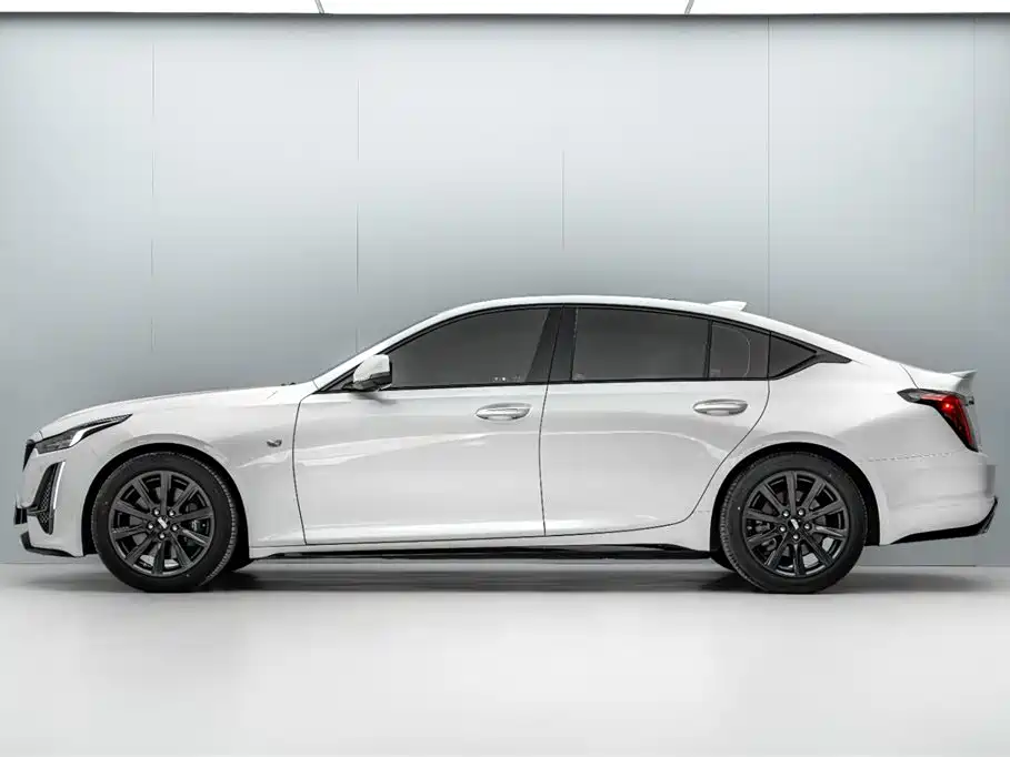 Cadillac CT5 28 T Distinguished