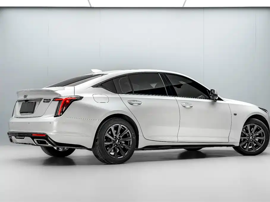 Cadillac CT5 28 T Distinguished