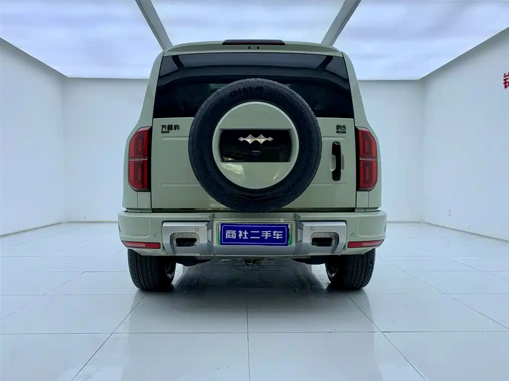 Leopard 5 豹5 2025款 210 KM 云辇乾崑Ultra+版