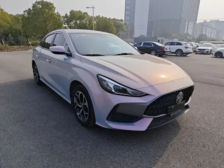 MG5 180 DVVT CVT Style