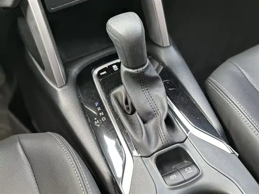 Corolla Cross 2.0 L Pioneer