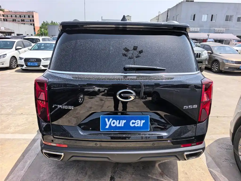 GAC Trumpchi GS8 Navigator Series 2.0 TGDI 2 WD Luxury Connected (7-seat)