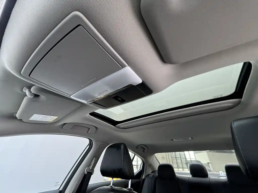 Sylphy 1.6 L XL CVT Joy