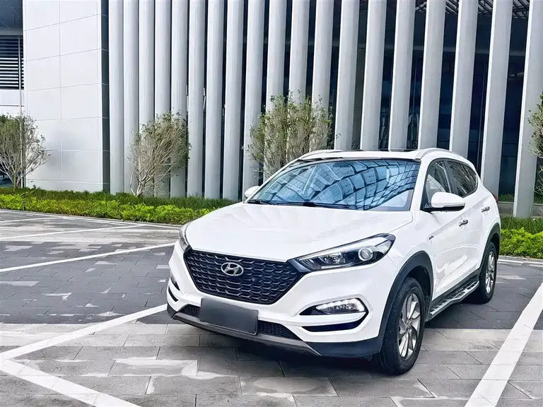 Hyundai Tucson 1.6 T DCT 2 WD Intelligent