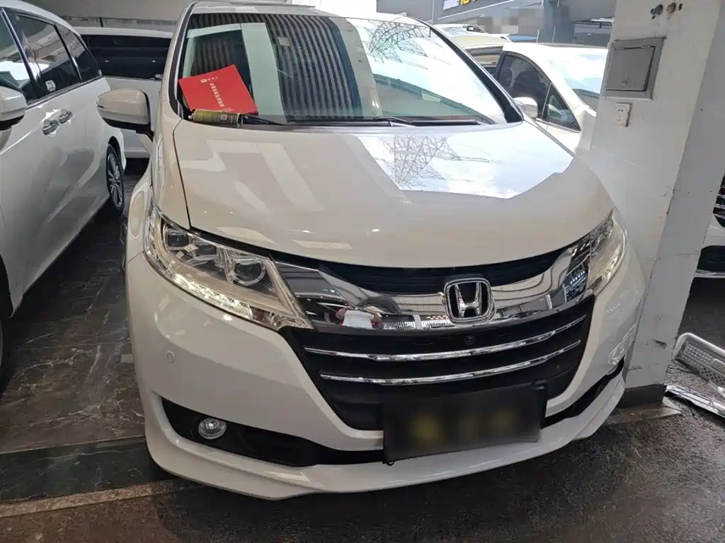 Odyssey Facelift 2.4 L Supreme