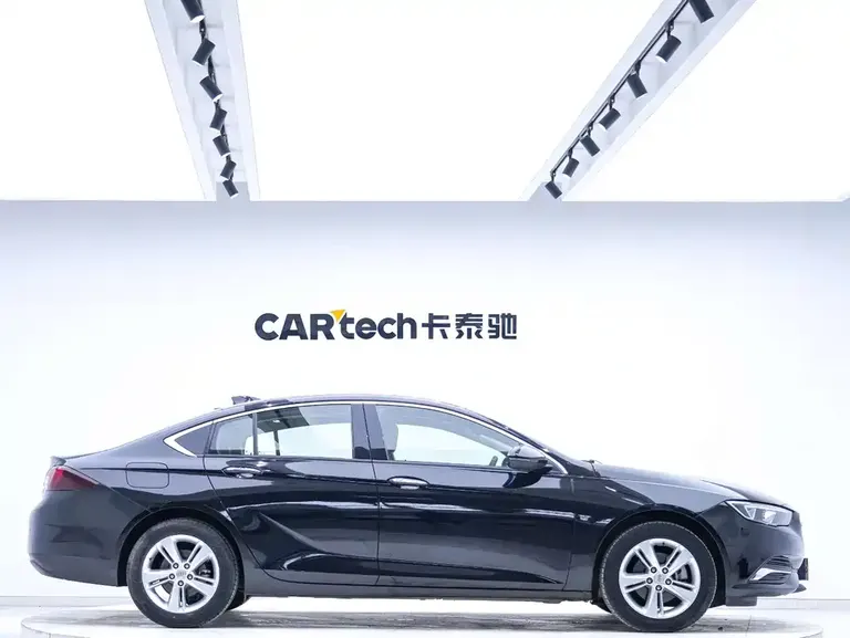 Buick Regal 20 T Elite CN-VI