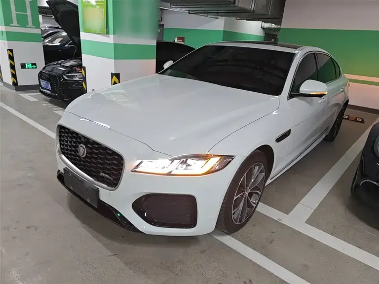Jaguar XFL XFL 2.0 T P250 2 WD Elite Sport