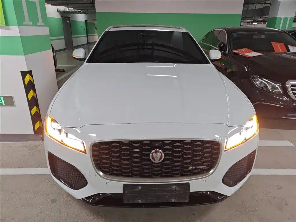 Jaguar XFL XFL 2.0 T P250 2 WD Elite Sport