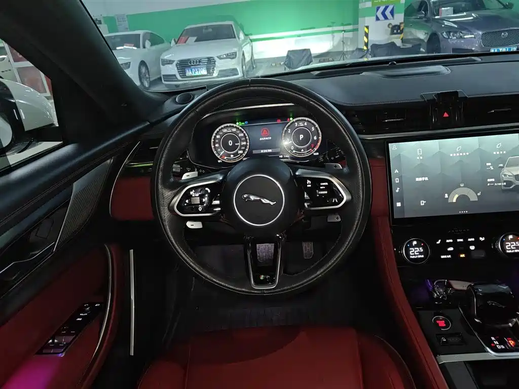 Jaguar XFL XFL 2.0 T P250 2 WD Elite Sport
