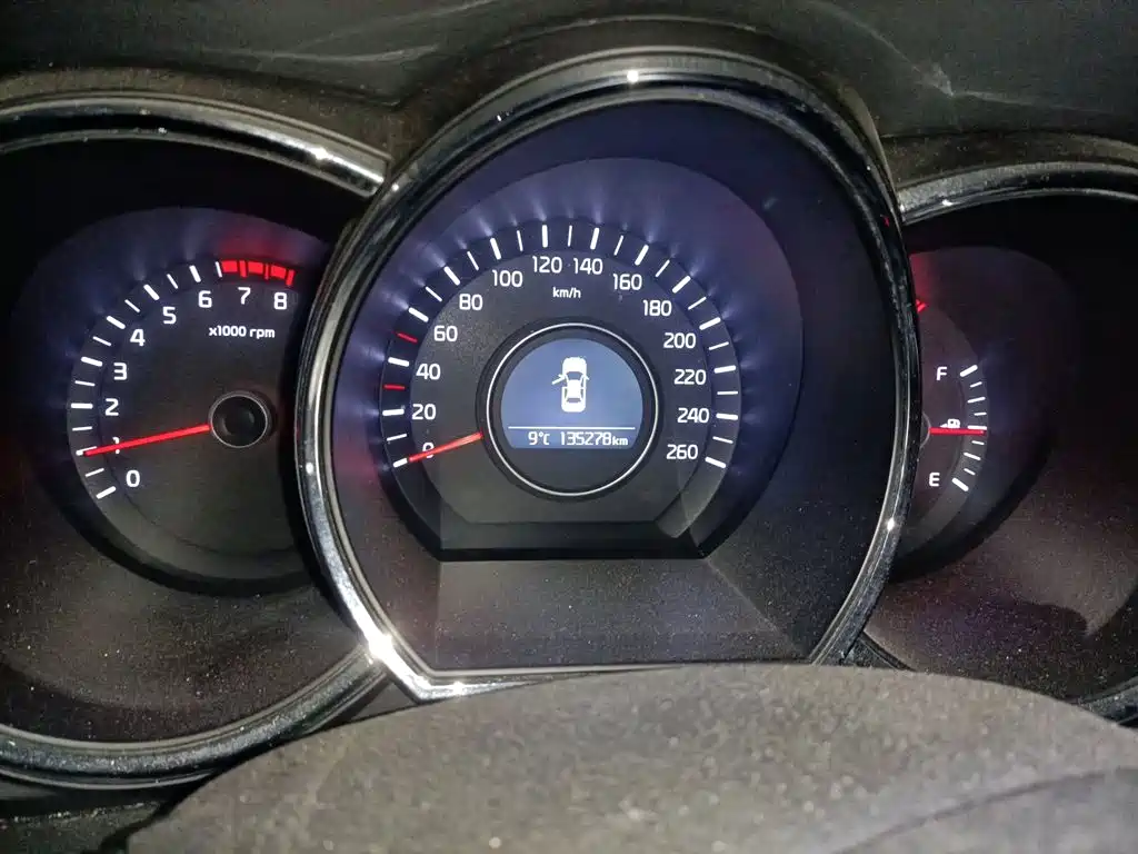 Kia K5 起亚K5 2014款 2.0 L 自动GL