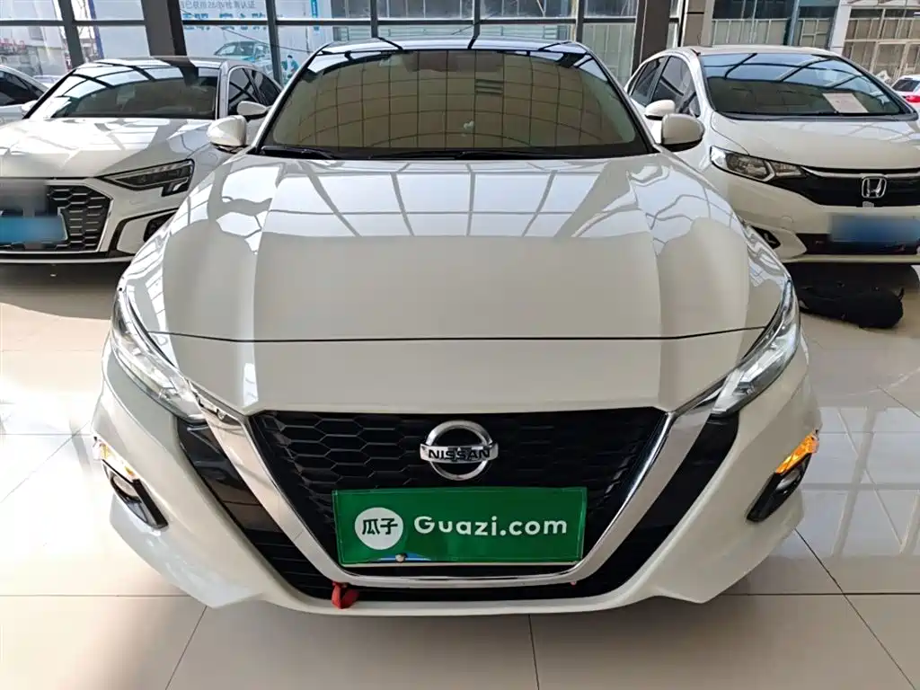 Teana 2.0 L XL Comfort