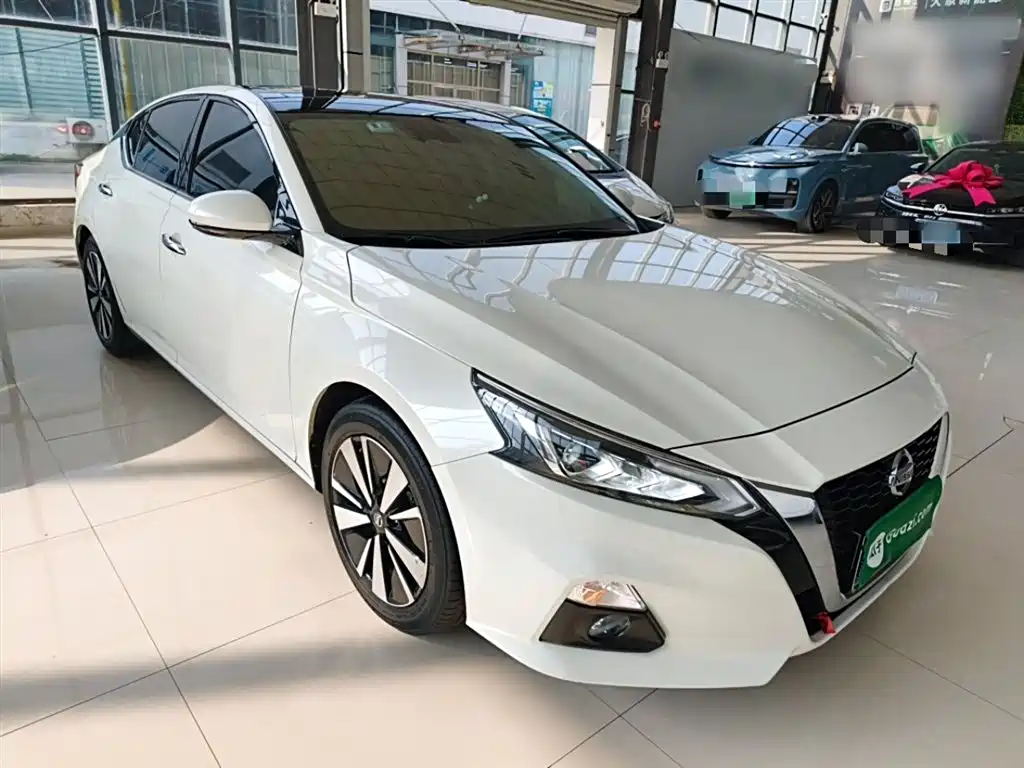 Teana 2.0 L XL Comfort