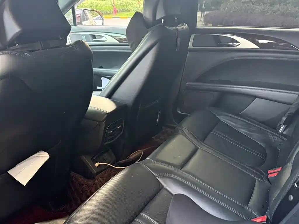 Lincoln MKZ 2.0 T Premium