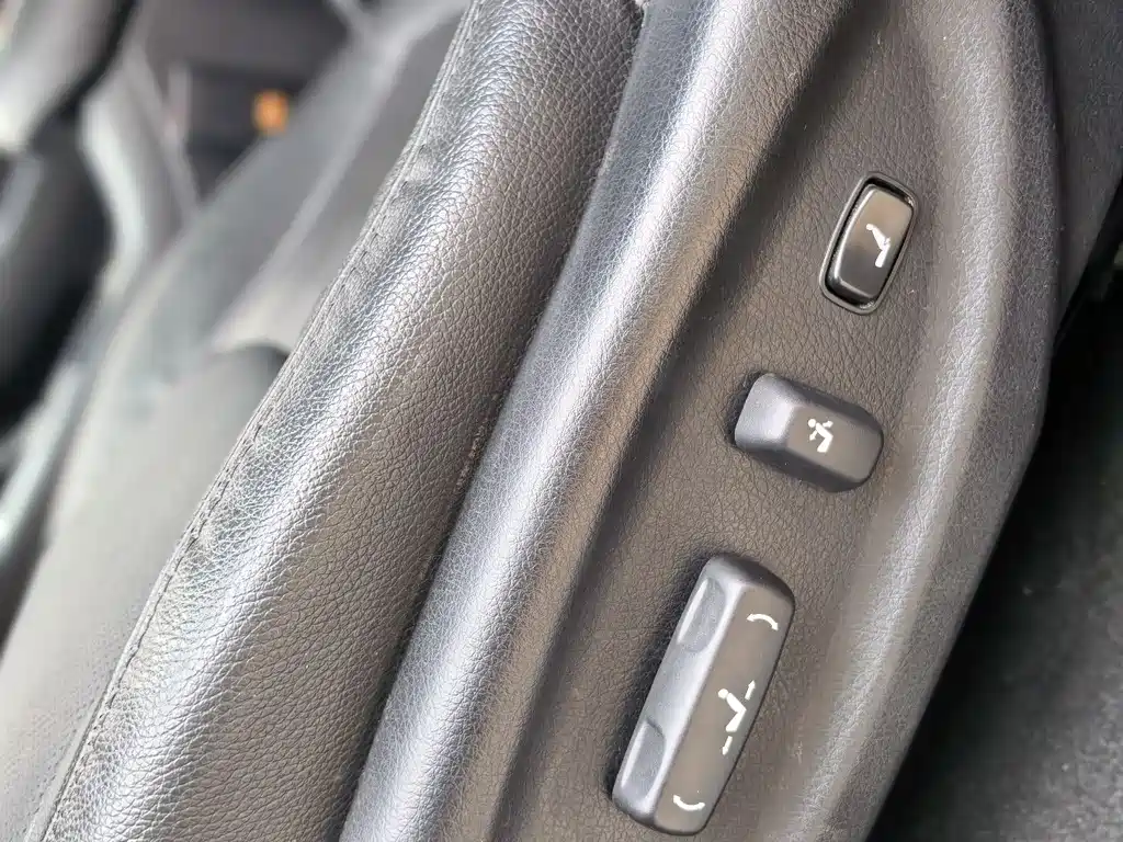 Sorento 索兰托 2013款 2.2 T 5座柴油豪华版
