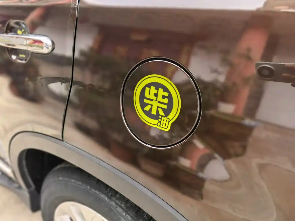 Sorento 索兰托 2013款 2.2 T 5座柴油豪华版