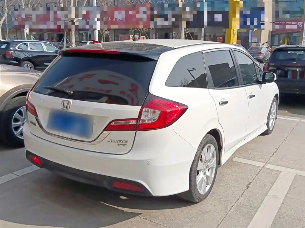 Jade 杰德 2014款 1.8 L CVT豪华版 5座