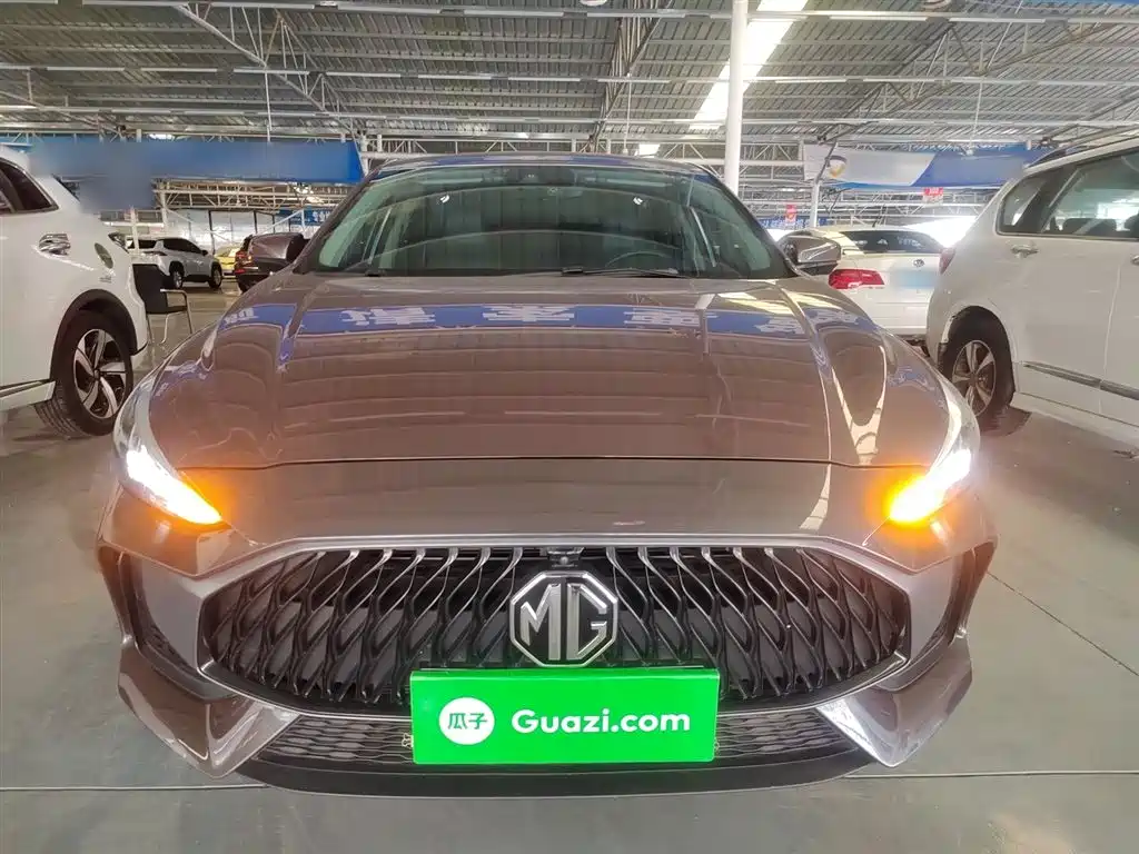 MG5 180 DVVT CVT Youth Flagship