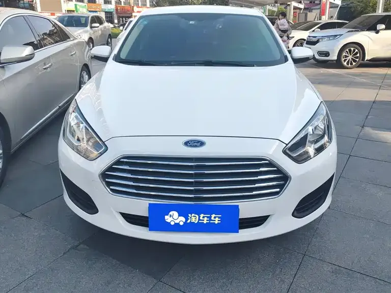 Ford Escort Facelift 1.5 L Auto Comfort