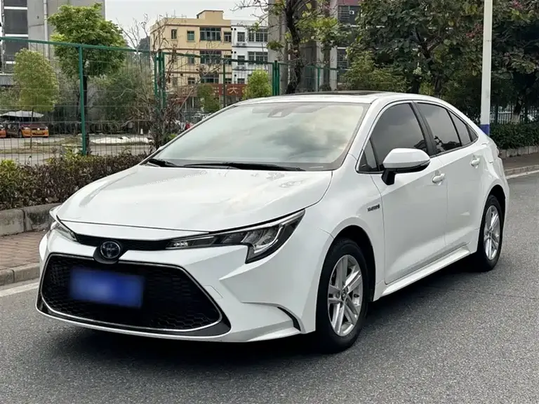 Toyota Levin Dual Engine 1.8 H E-CVT Luxury
