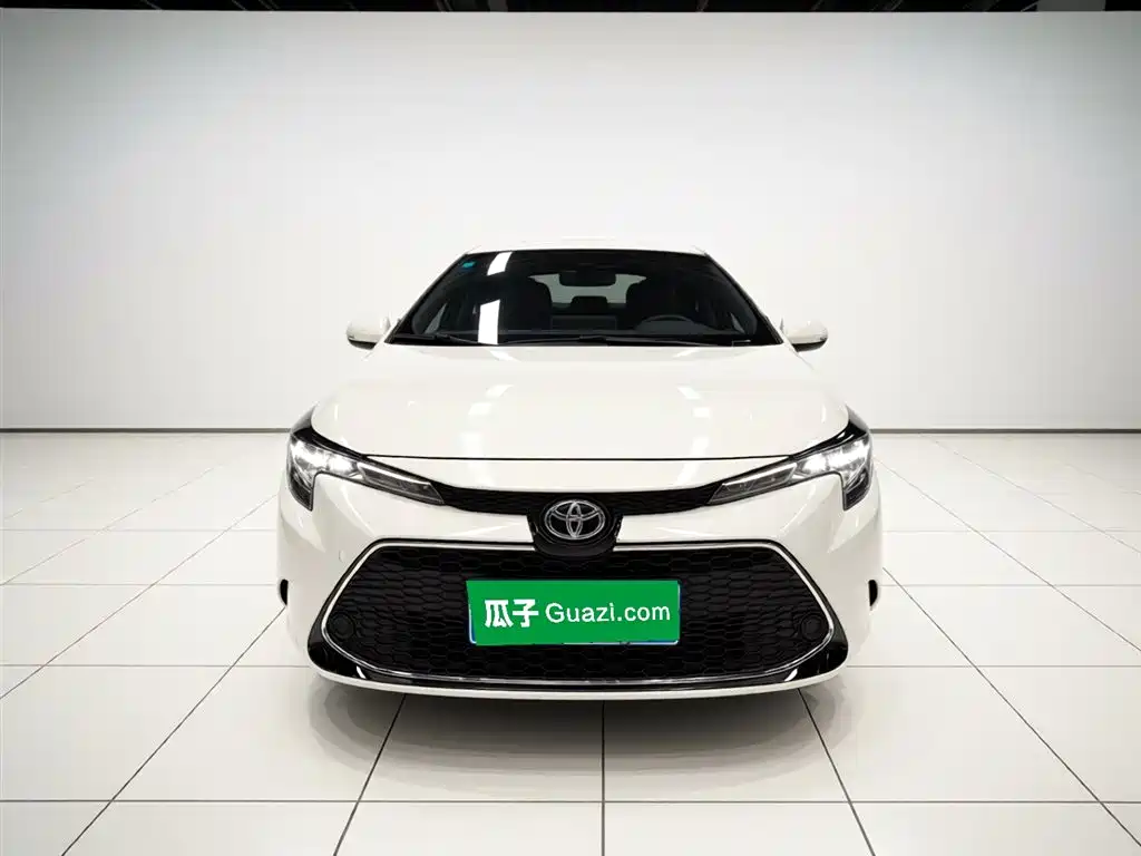 Levin Dual Engine 1.8 H E-CVT Luxury