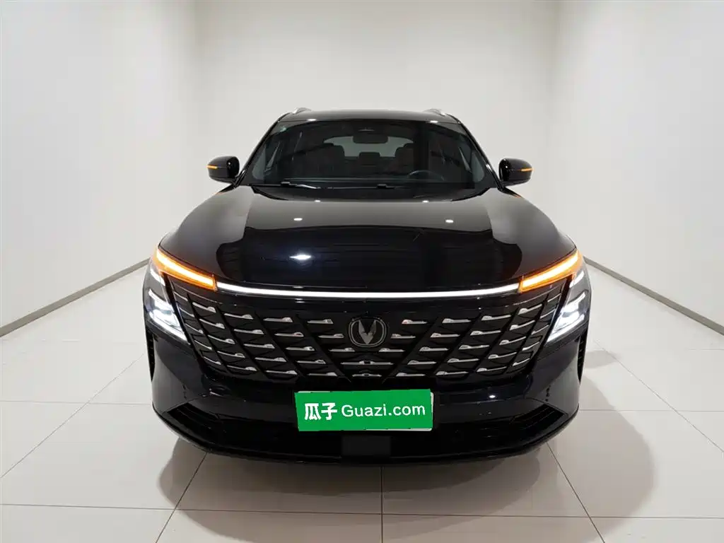 Changan CS75 PLUS 4 th Gen 1.5 T New Blue Whale Smart Premium