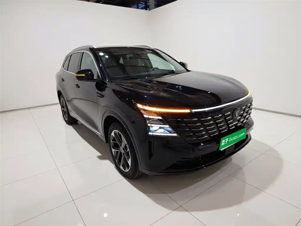 Changan CS75 PLUS 4 th Gen 1.5 T New Blue Whale Smart Premium