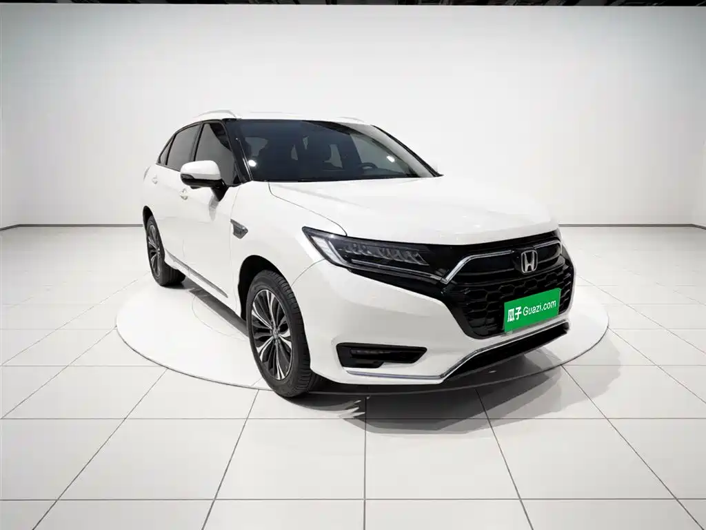 Honda UR-V 370 TURBO 4 WD Premium