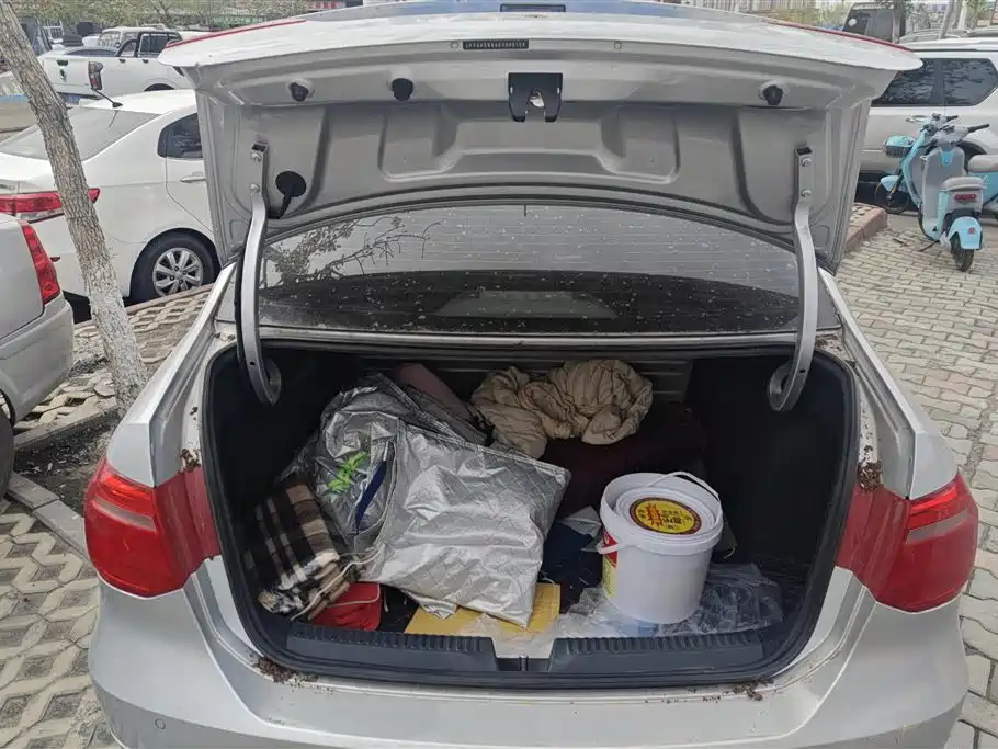 Jetta 1.6 L Auto Comfort
