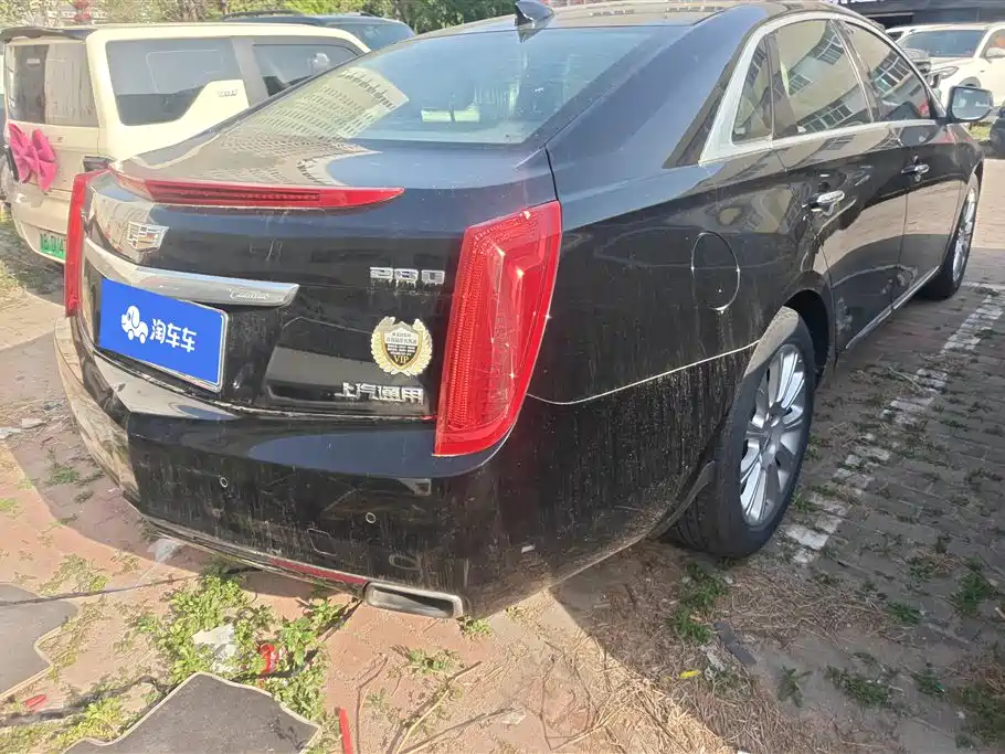 Cadillac XTS 28 T Tech